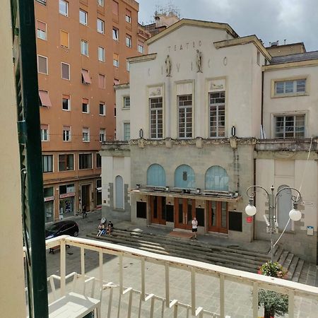 Appartamento Il Balcone Sul Teatro La Spezia Esterno foto